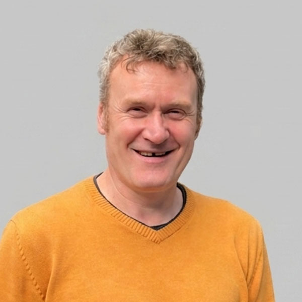 24-Frank_Lichtgrijs Frank medewerker MGH
