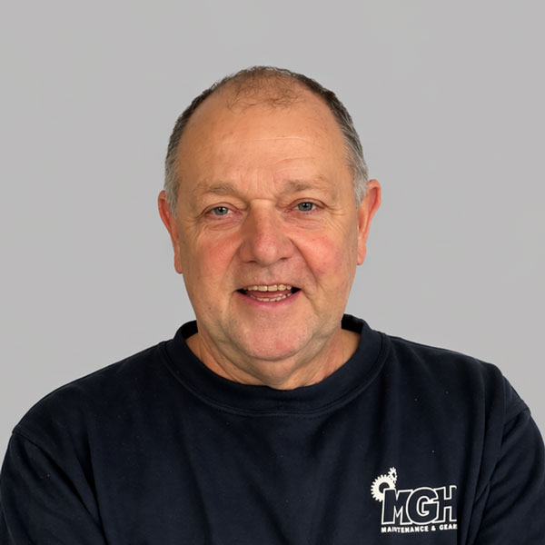 28-Ronny_Lichtgrijs Ronny medewerker MGH